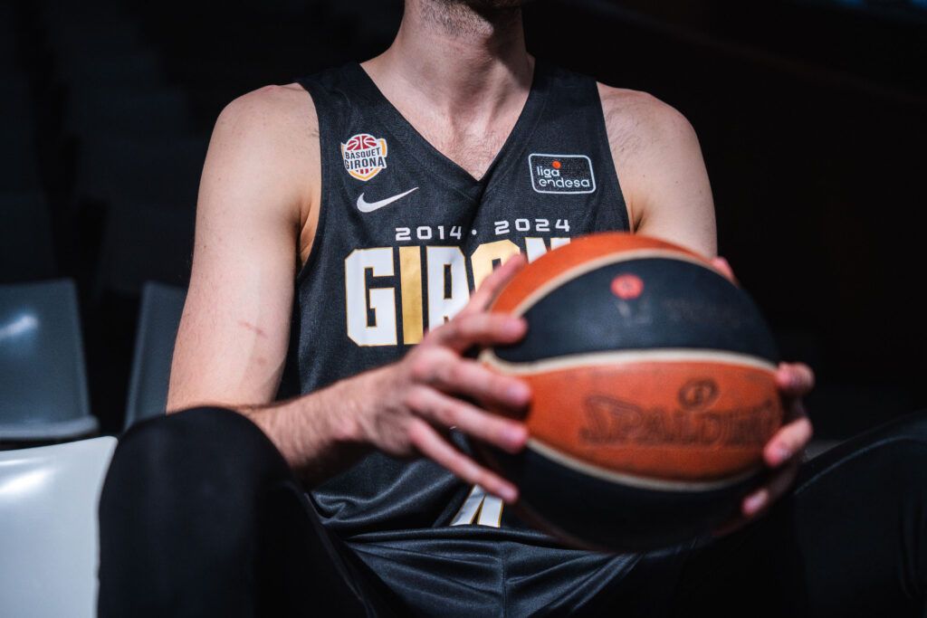 La samarreta dels 10 anys del Bàsquet Girona